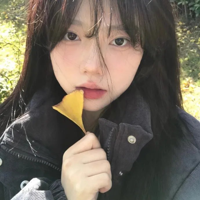 我想变成鸟，所以跳起来